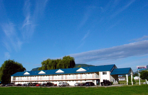 Monashee Motel Sicamous Exterior foto